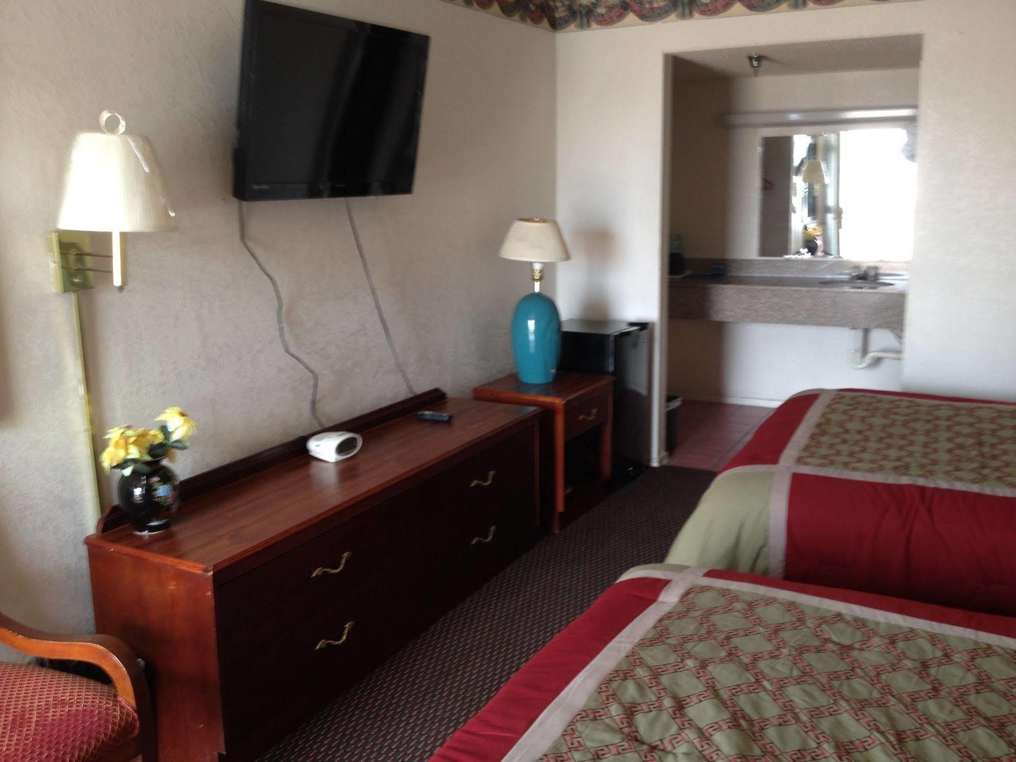 Crown Inn Grand Prairie Eksteriør billede