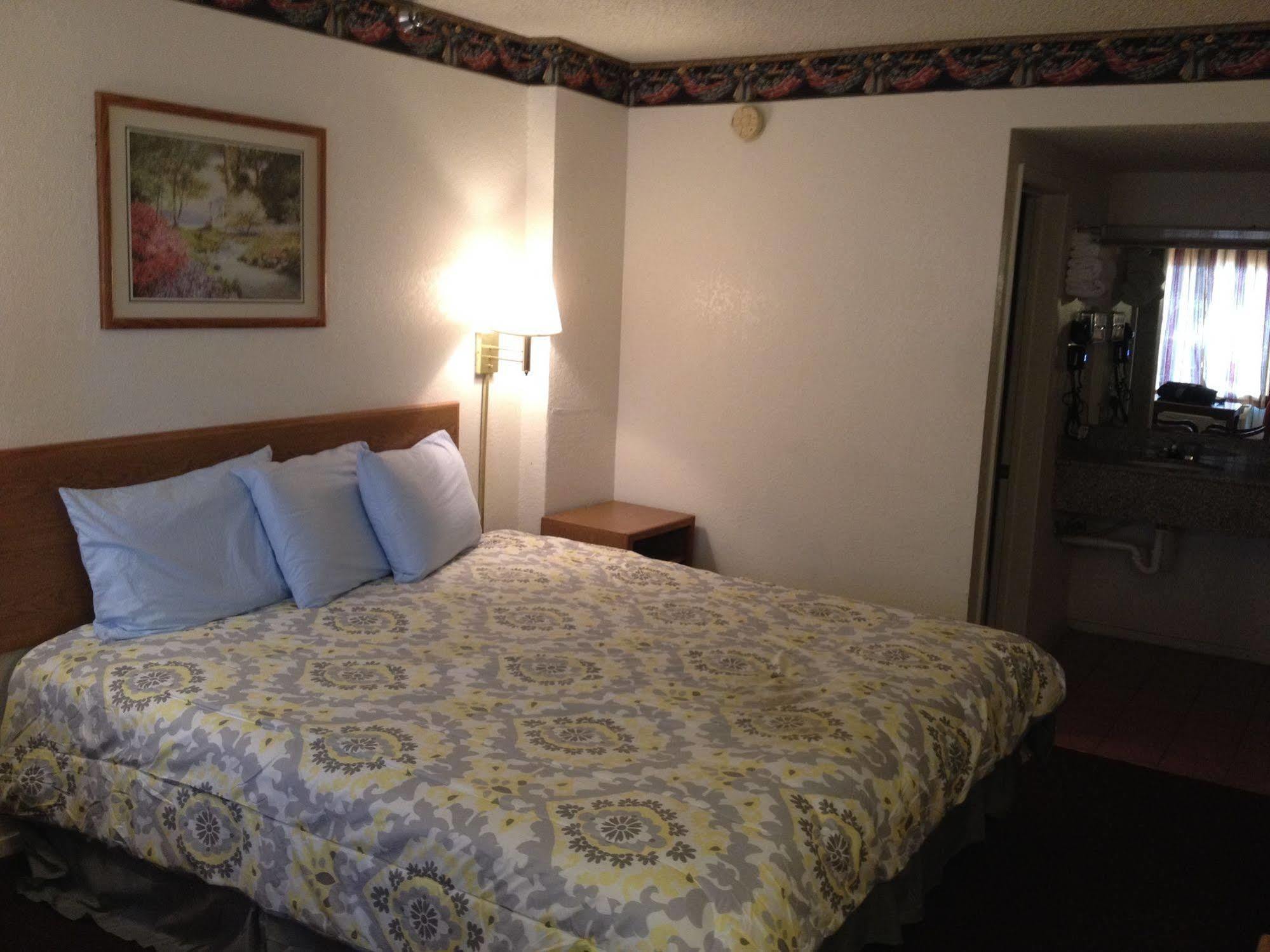 Crown Inn Grand Prairie Eksteriør billede